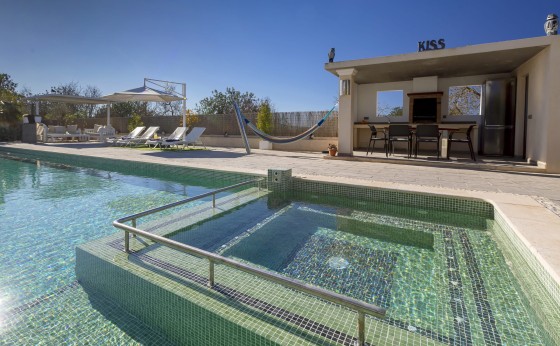 VILLA211223075