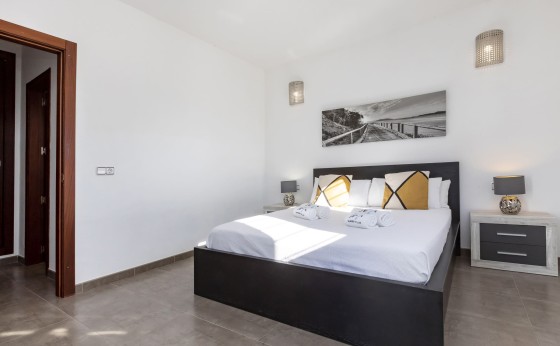 VILLA211223134