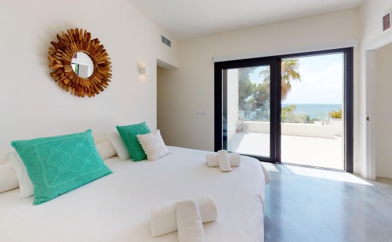-VILLA-HIGUERASBedroom(1)