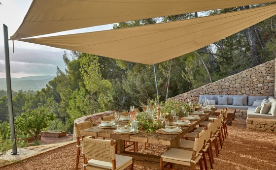 Can-Geco-51-Ibiza-2024-VillaSunsetterracedining