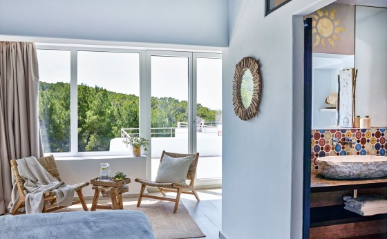 Can-Geco-40-Ibiza-2024-Villa6bedroom_bathroom