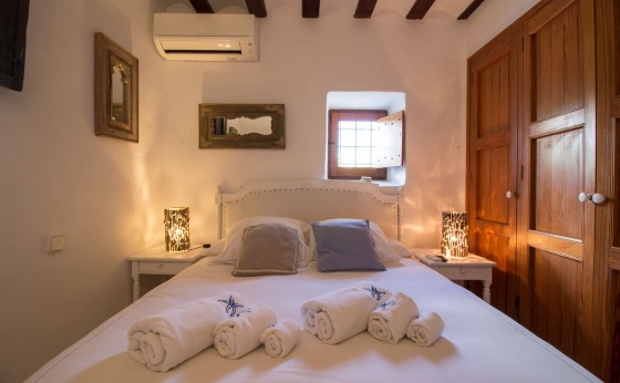 VILLA BLUE STAR - Eivillas.com-46