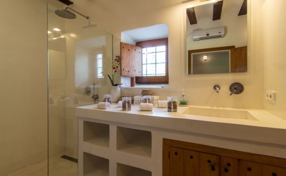 VILLA BLUE STAR - Eivillas.com-47