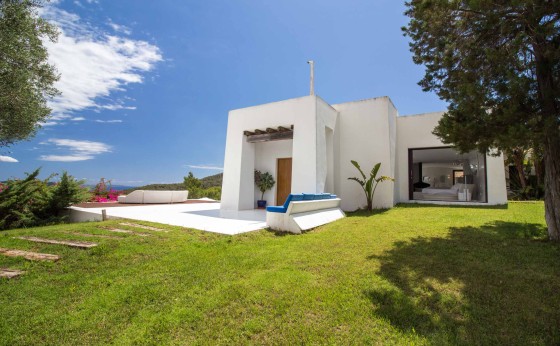 VILLA BLUE STAR - Eivillas.com-37