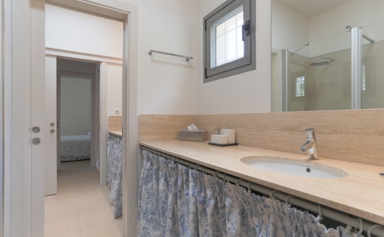 AN_bathroom