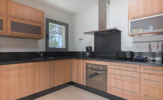 H1_kitchen_si