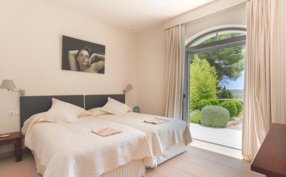 H2_bedroomguest_1