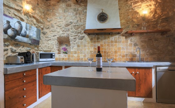 VillaSaPaissaEivillas-12