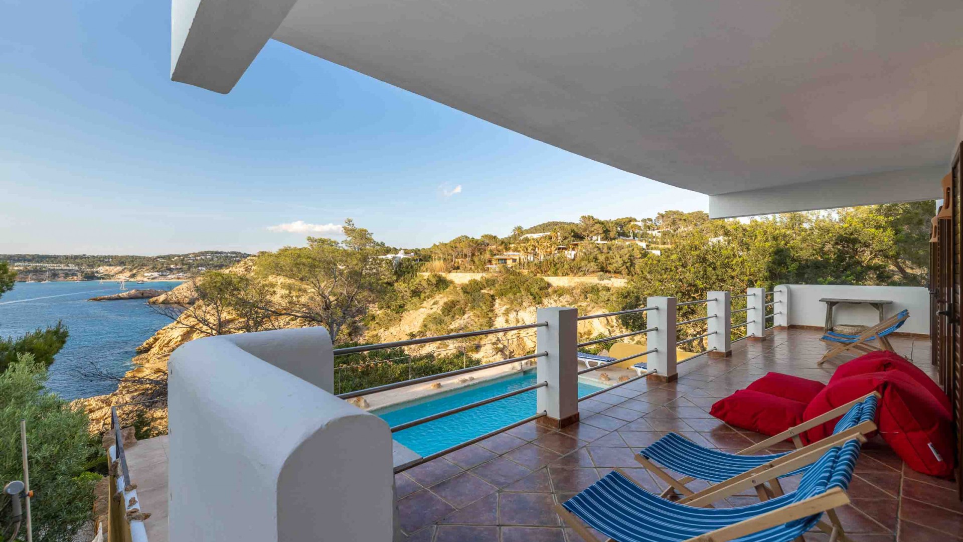 CalaVera-Eivillas