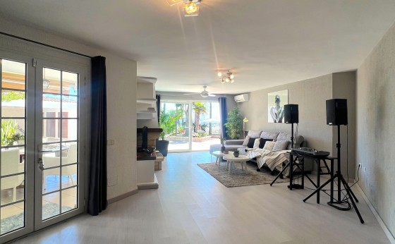 Ibiza-villa-rental-private-pool-house-to-rent-NConnect031
