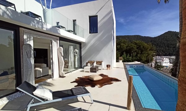 Villa Mons 2
