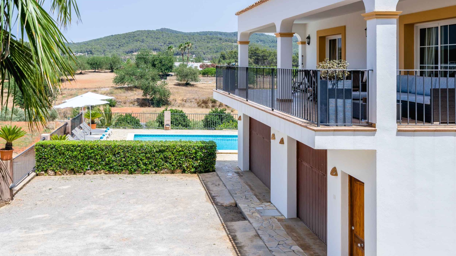Villa Santa Gertrudis - Eivillas-10