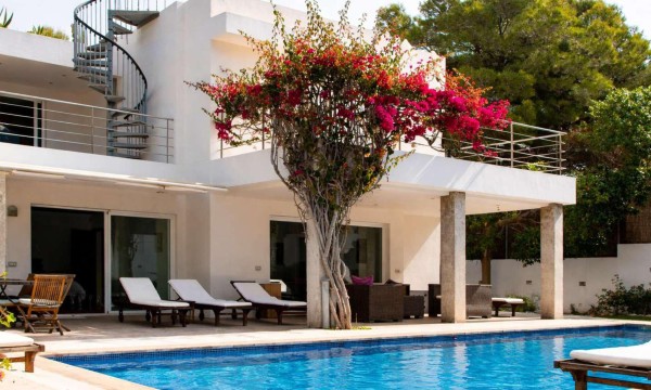 Villa Riestra