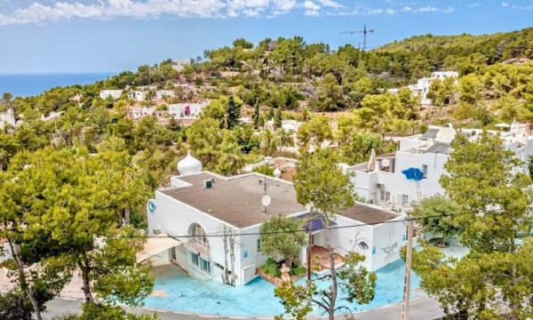 Casa Datscha – 17 Pax 2